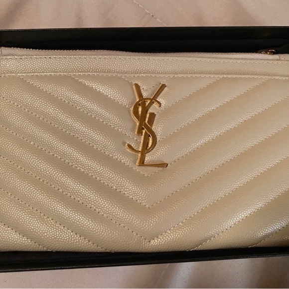 YSL POUCH FOR SALE - Picture 3 of 9